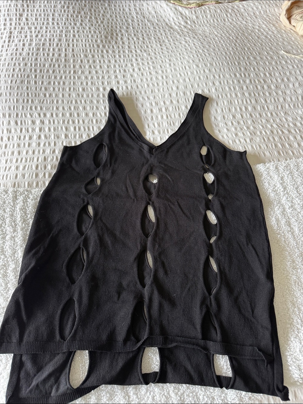Women's Black Cutout V-Neck Tank Top